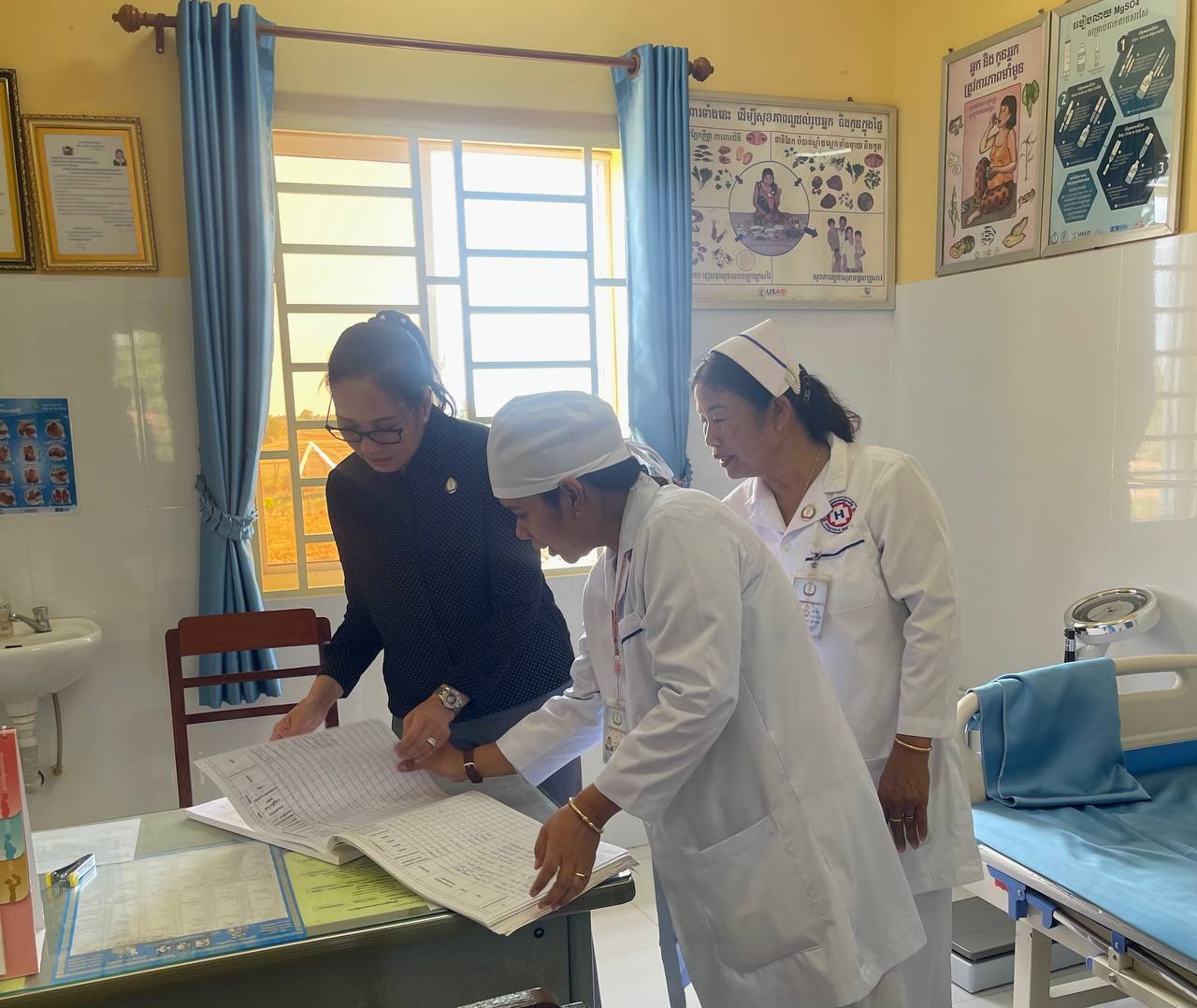 ការចុះពិនិត្យស្ថានភាព នៃមណ្ឌលសុខភាព ចំនួន៨ ក្នុងស្រុកប្រតិបត្តិសូទ្រនិគម ខេត្តសៀមរាប